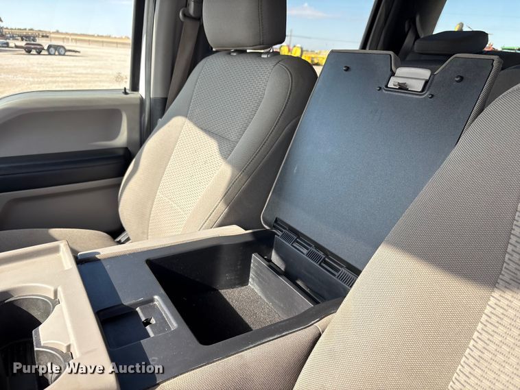 image for item EU4702 2017 Ford F150 SuperCab pickup truck