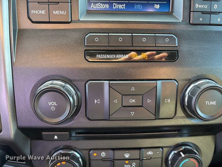 image for item EU4702 2017 Ford F150 SuperCab pickup truck