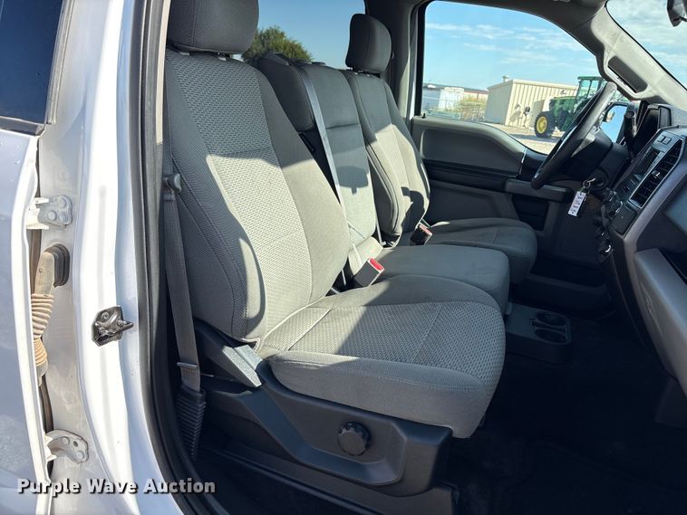 image for item EU4702 2017 Ford F150 SuperCab pickup truck