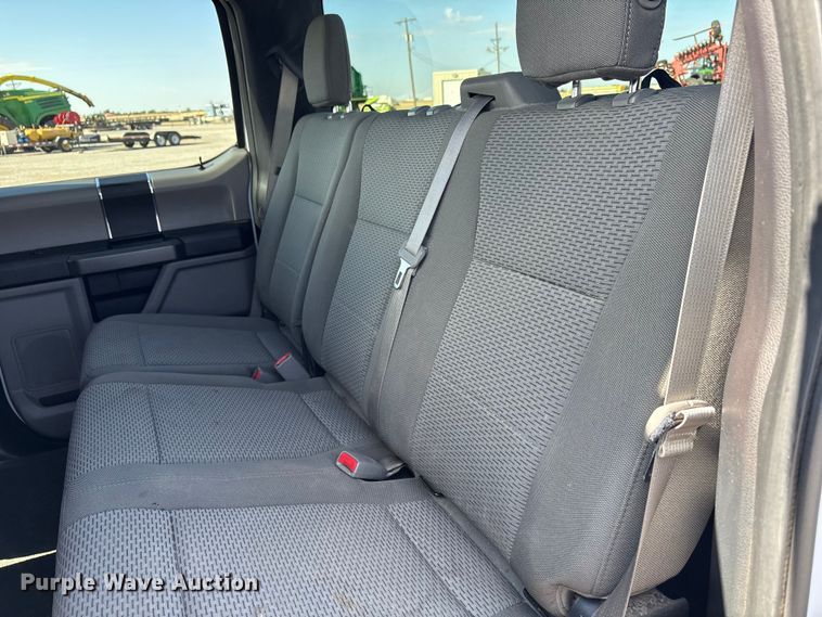 image for item EU4702 2017 Ford F150 SuperCab pickup truck