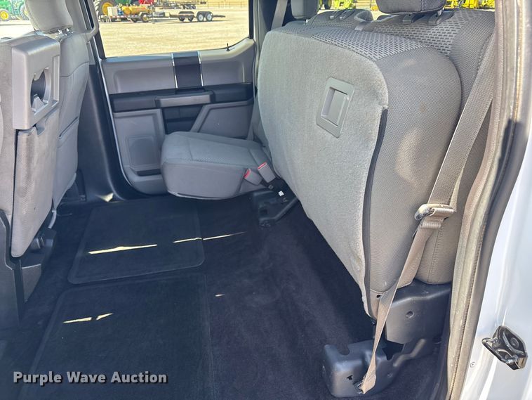 image for item EU4702 2017 Ford F150 SuperCab pickup truck