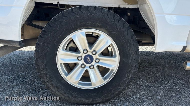 image for item EU4702 2017 Ford F150 SuperCab pickup truck