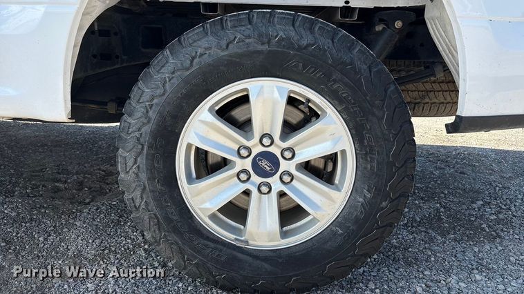 image for item EU4702 2017 Ford F150 SuperCab pickup truck