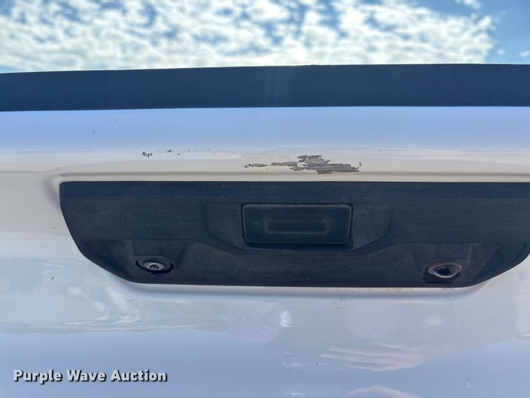 image for item EU4703 2022 Chevrolet Silverado 1500 Crew Cab pickup truck