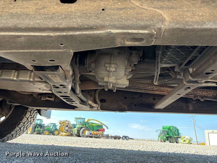 image for item EU4703 2022 Chevrolet Silverado 1500 Crew Cab pickup truck