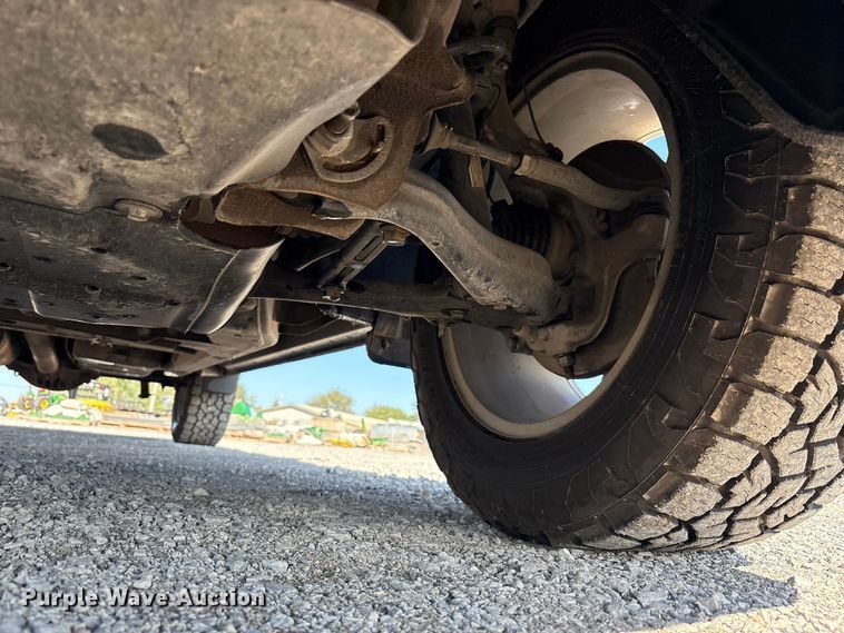 image for item EU4703 2022 Chevrolet Silverado 1500 Crew Cab pickup truck