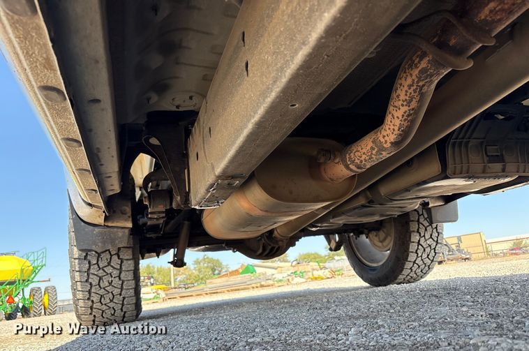 image for item EU4703 2022 Chevrolet Silverado 1500 Crew Cab pickup truck