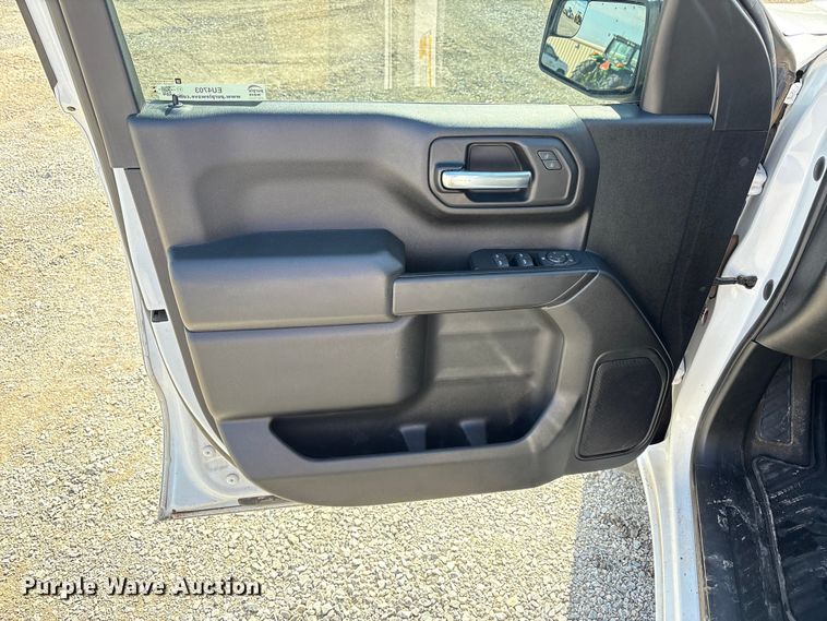 image for item EU4703 2022 Chevrolet Silverado 1500 Crew Cab pickup truck