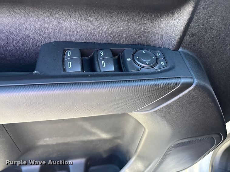 image for item EU4703 2022 Chevrolet Silverado 1500 Crew Cab pickup truck