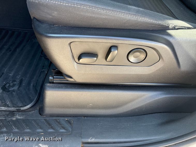 image for item EU4703 2022 Chevrolet Silverado 1500 Crew Cab pickup truck