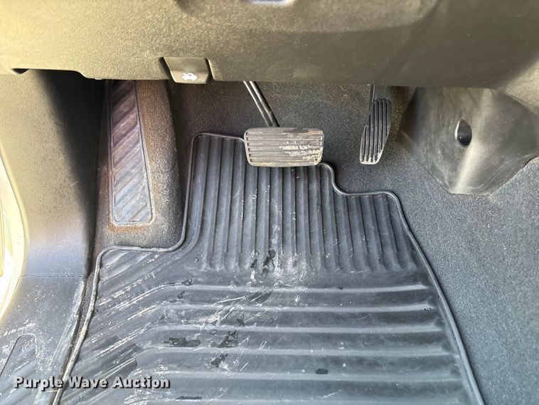 image for item EU4703 2022 Chevrolet Silverado 1500 Crew Cab pickup truck