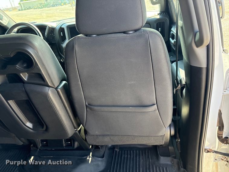 image for item EU4703 2022 Chevrolet Silverado 1500 Crew Cab pickup truck