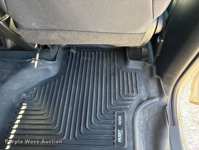 image for item EU4703 2022 Chevrolet Silverado 1500 Crew Cab pickup truck