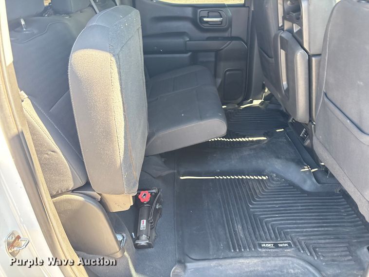 image for item EU4703 2022 Chevrolet Silverado 1500 Crew Cab pickup truck