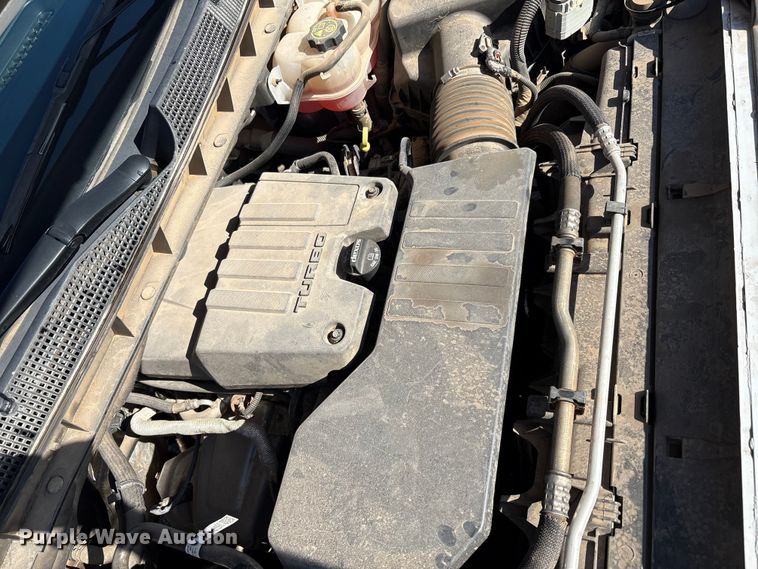 image for item EU4703 2022 Chevrolet Silverado 1500 Crew Cab pickup truck