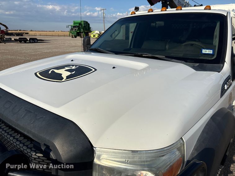 image for item EU4704 2014 Ford F550 Super Duty XL utility / service truck