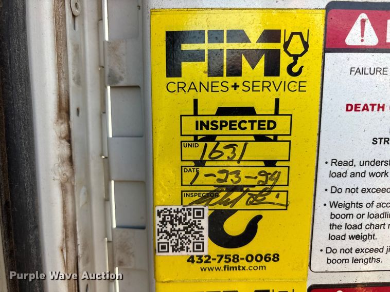 image for item EU4704 2014 Ford F550 Super Duty XL utility / service truck