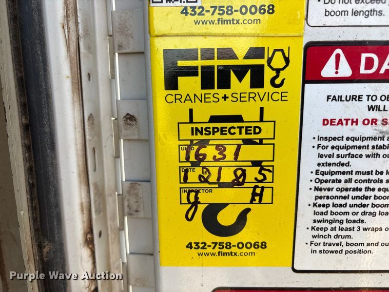 image for item EU4704 2014 Ford F550 Super Duty XL utility / service truck