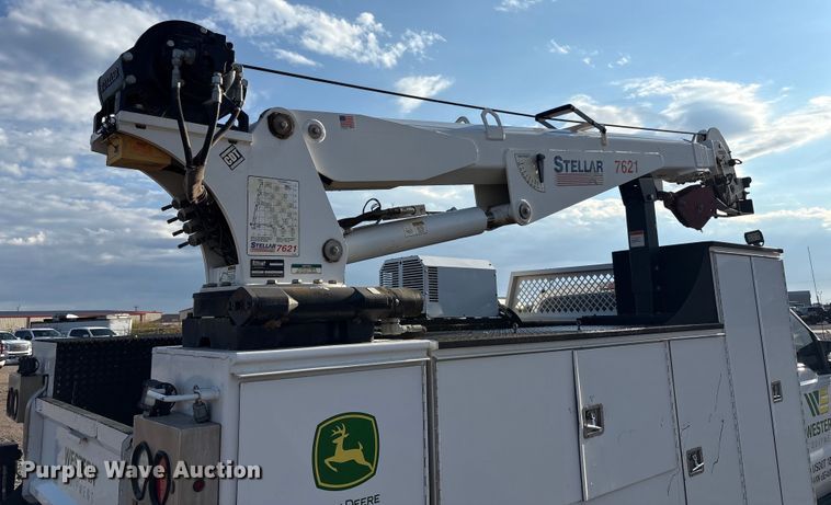 image for item EU4704 2014 Ford F550 Super Duty XL utility / service truck