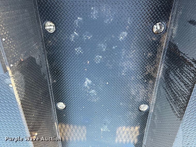 image for item EU4704 2014 Ford F550 Super Duty XL utility / service truck