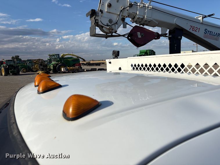 image for item EU4704 2014 Ford F550 Super Duty XL utility / service truck