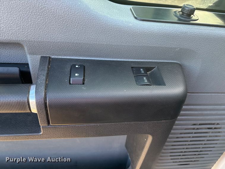 image for item EU4704 2014 Ford F550 Super Duty XL utility / service truck