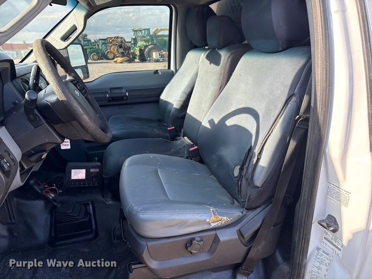 image for item EU4704 2014 Ford F550 Super Duty XL utility / service truck