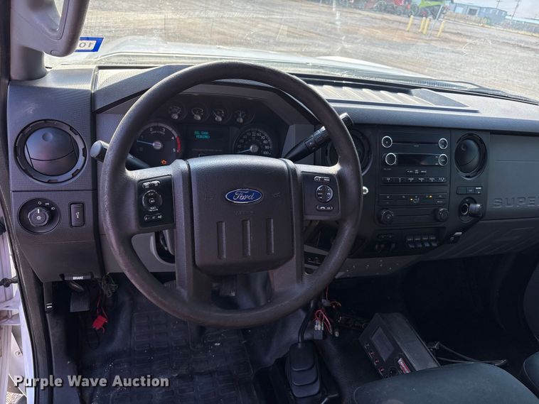 image for item EU4704 2014 Ford F550 Super Duty XL utility / service truck