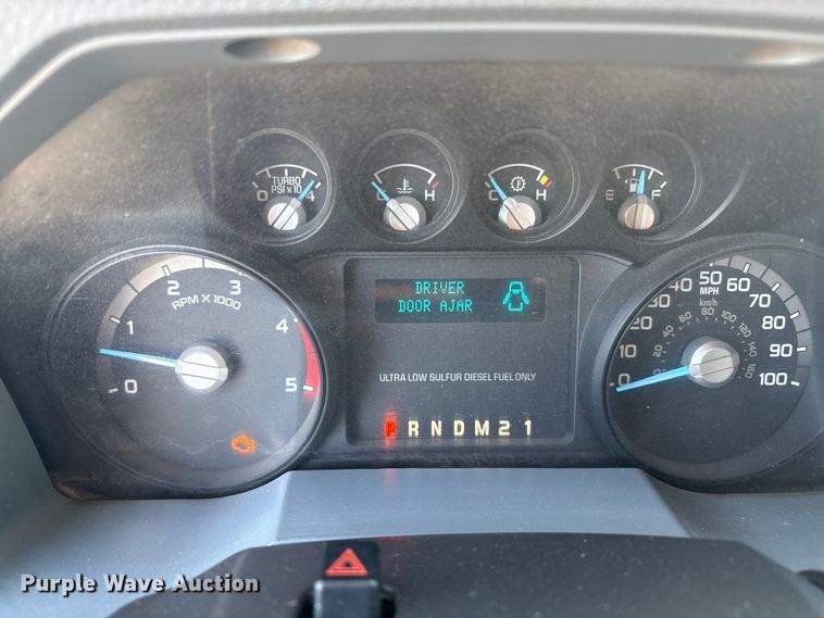 image for item EU4704 2014 Ford F550 Super Duty XL utility / service truck