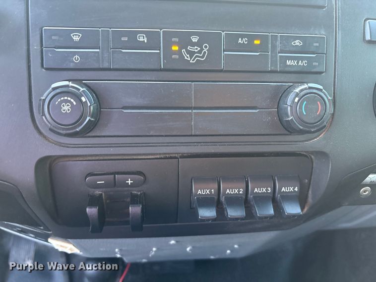 image for item EU4704 2014 Ford F550 Super Duty XL utility / service truck