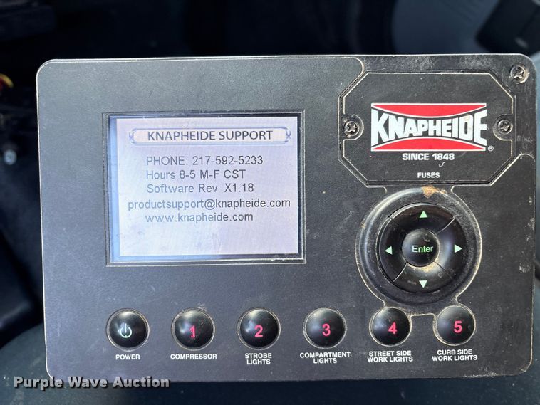 image for item EU4704 2014 Ford F550 Super Duty XL utility / service truck