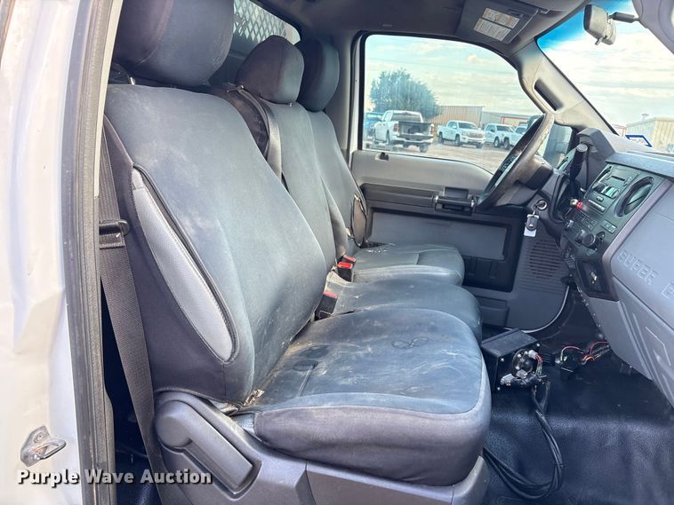 image for item EU4704 2014 Ford F550 Super Duty XL utility / service truck