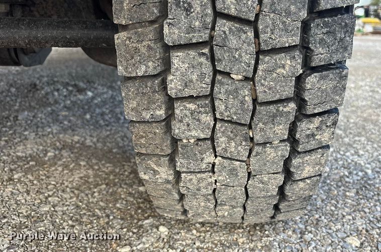 image for item EU4704 2014 Ford F550 Super Duty XL utility / service truck