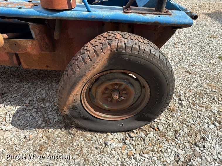 image for item EU5053 (2) Coot amphibious vehicles