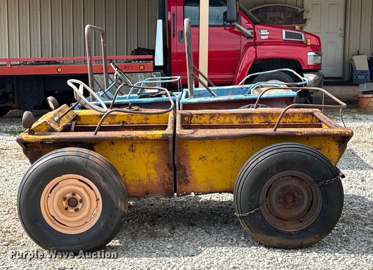 image for item EU5053 (2) Coot amphibious vehicles