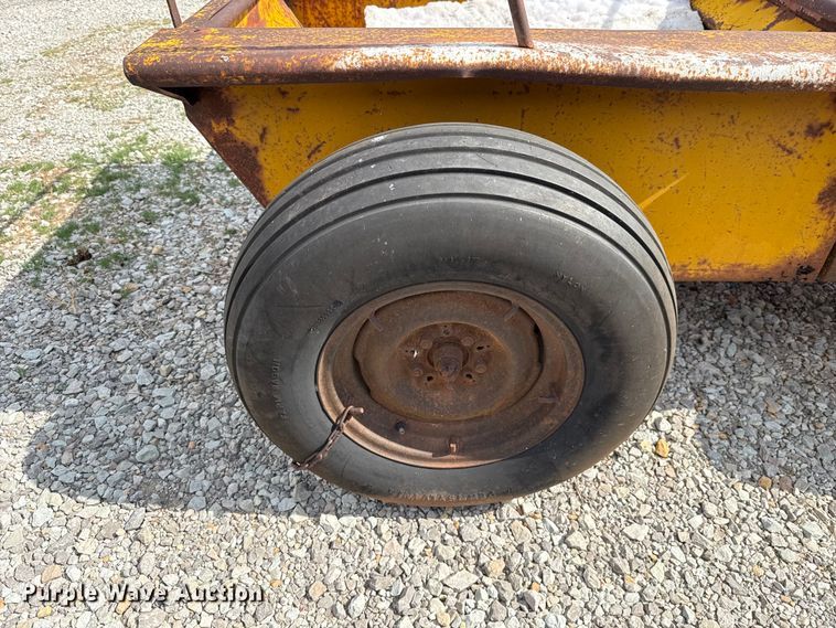 image for item EU5053 (2) Coot amphibious vehicles