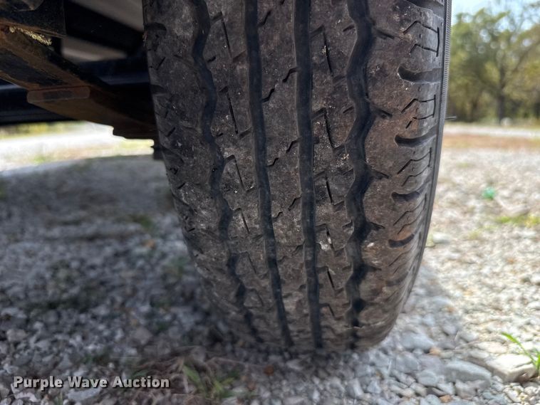 image for item EU5055 2002 Voyager VEXP22 pontoon boat