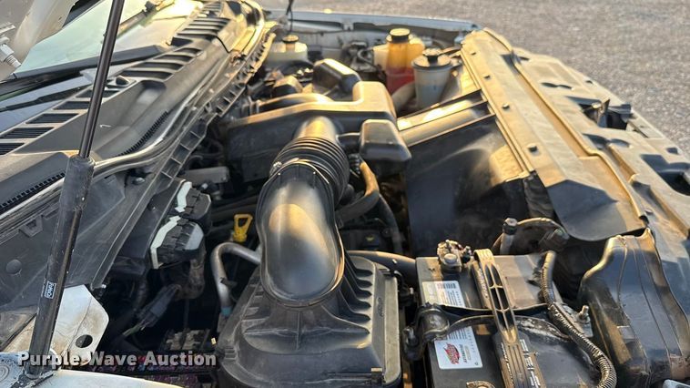 image for item EU5061 2017 Ford F350 Super Duty XL flatbed pickup truck