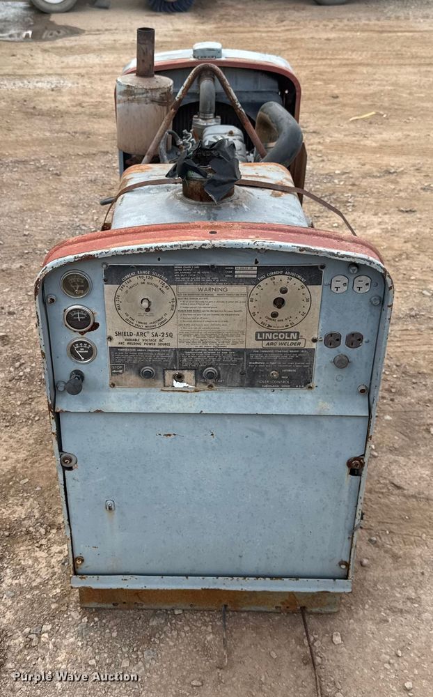 image for item EU5063 Lincoln SA-250 D3.152 welder/generator