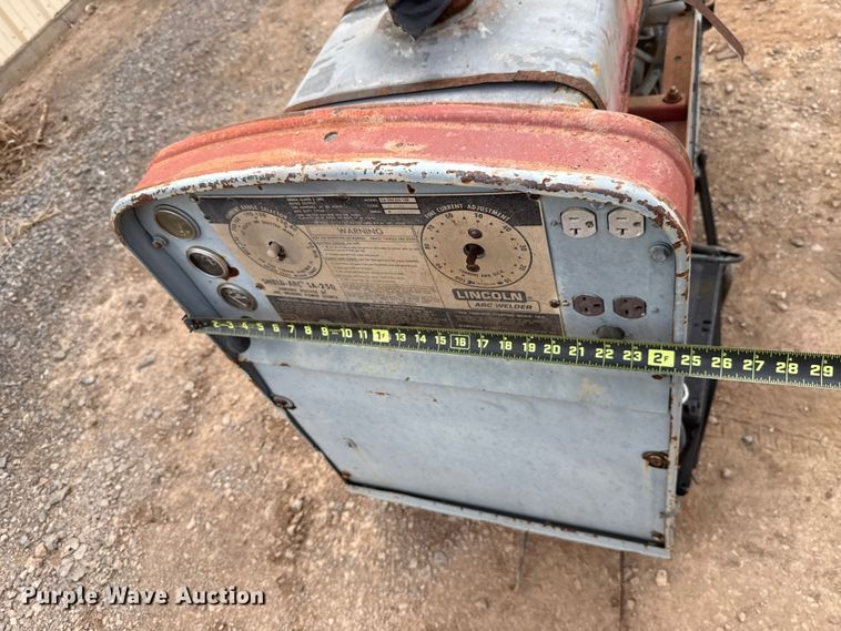 image for item EU5063 Lincoln SA-250 D3.152 welder/generator