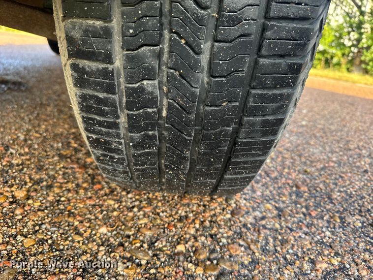 image for item EU6084 2004 Chevrolet Silverado 1500 Ext. Cab pickup truck