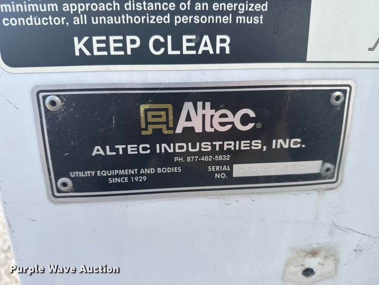 image for item EU6085 2011 Ford F350 Super Duty bucket truck