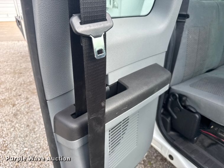 image for item EU6085 2011 Ford F350 Super Duty bucket truck