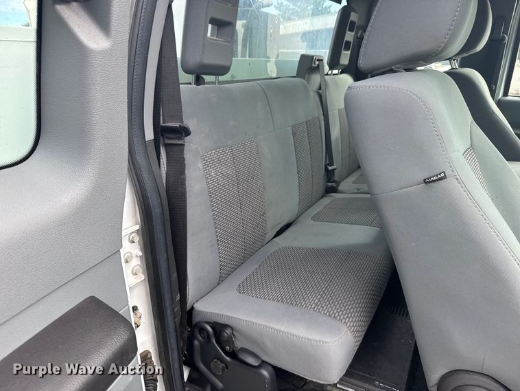 image for item EU6085 2011 Ford F350 Super Duty bucket truck