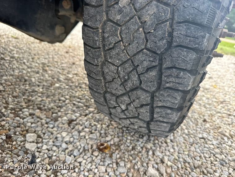 image for item EU6085 2011 Ford F350 Super Duty bucket truck