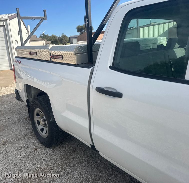 image for item EU6086 2018 Chevrolet Silverado 1500 Double Cab pickup truck