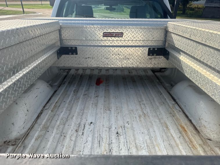 image for item EU6086 2018 Chevrolet Silverado 1500 Double Cab pickup truck