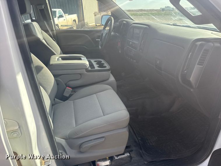 image for item EU6086 2018 Chevrolet Silverado 1500 Double Cab pickup truck