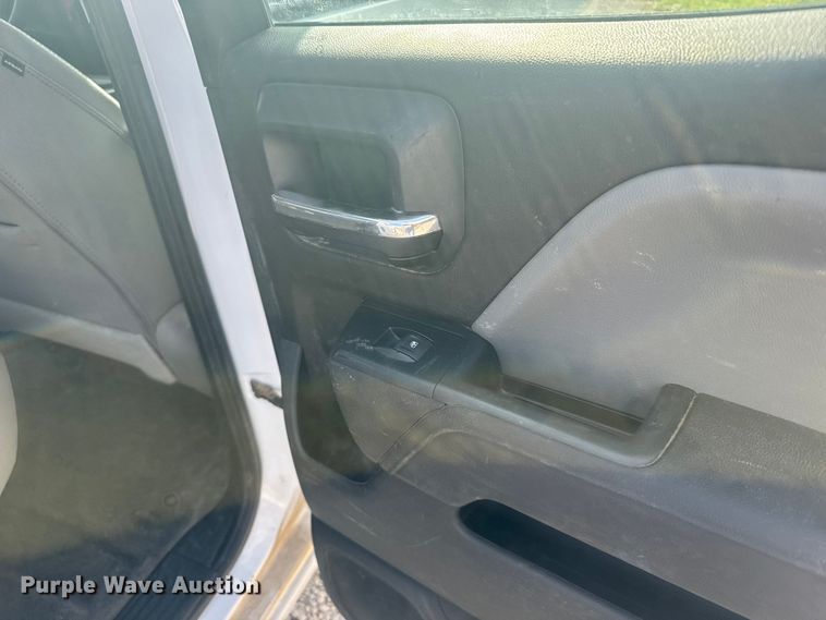 image for item EU6086 2018 Chevrolet Silverado 1500 Double Cab pickup truck