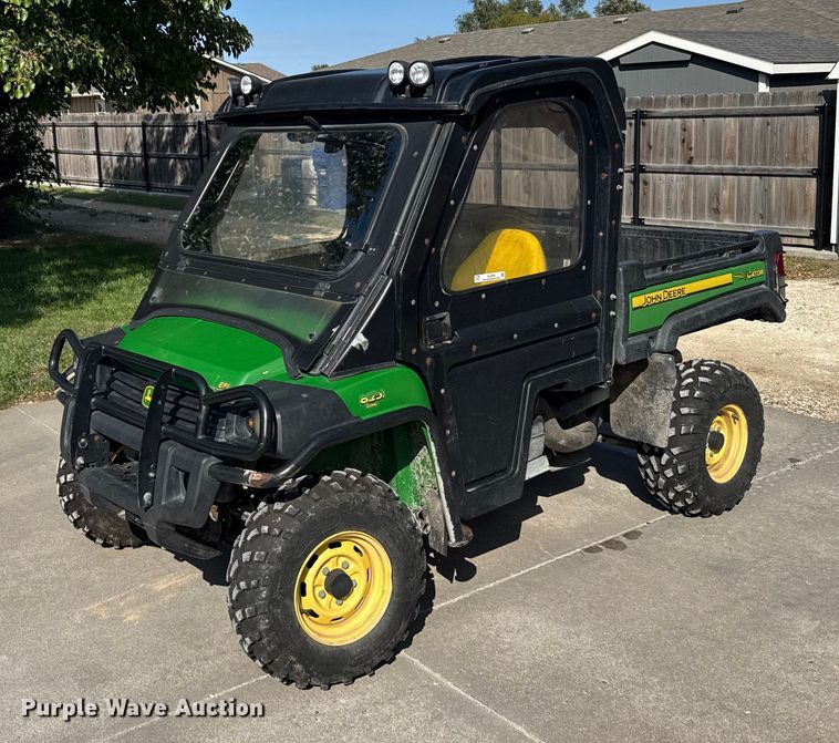 image for item EU6088 2011 John Deere 825I utility vehicle